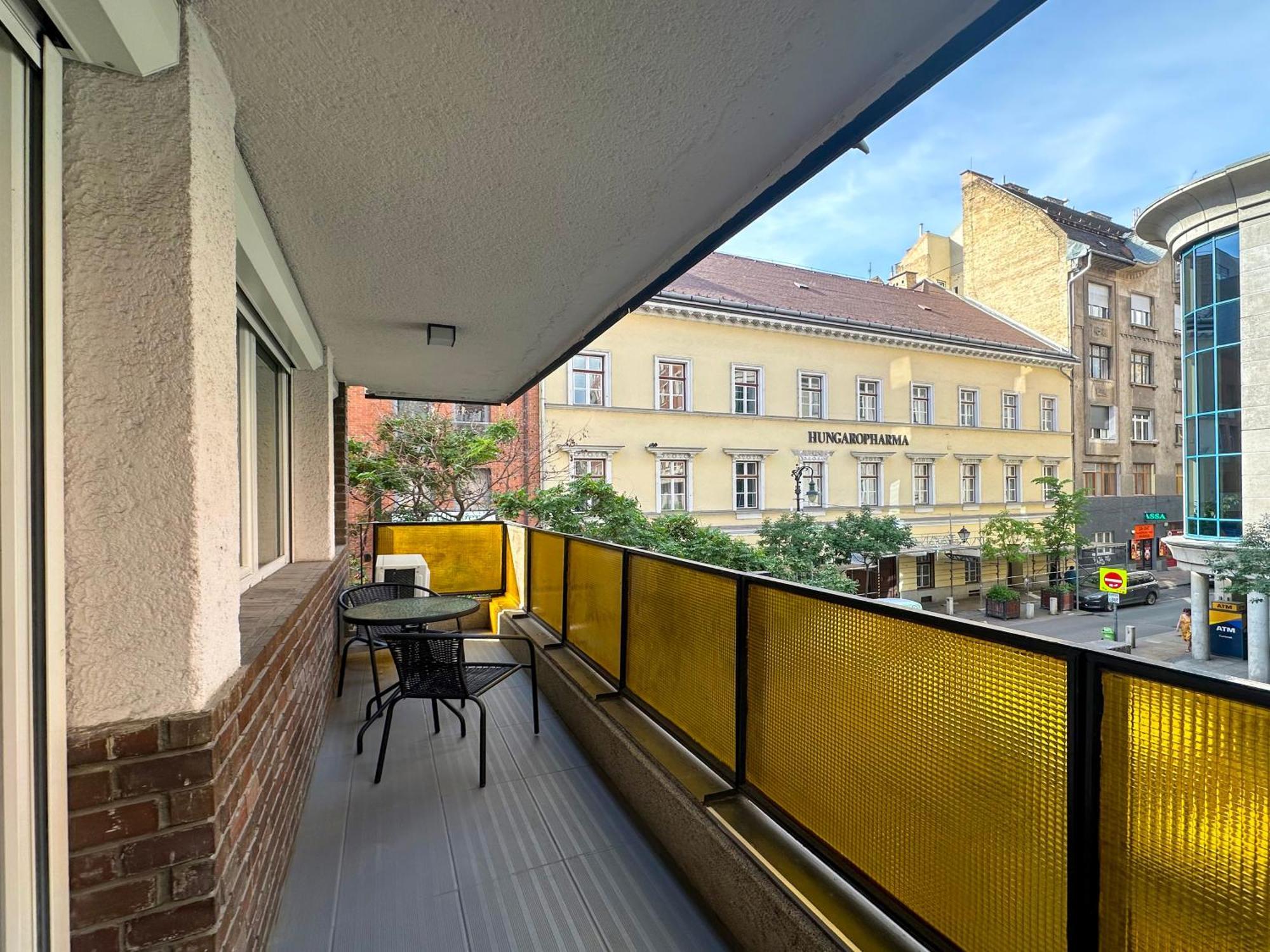 Asboth Taylor Apartment Budapest Exteriör bild